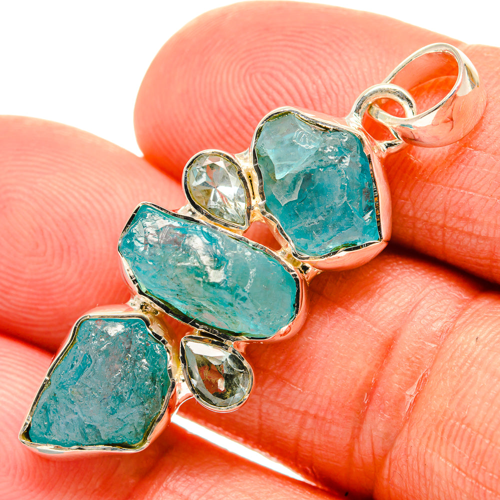 Apatite Pendants handcrafted by Anasilvercos - PD25121