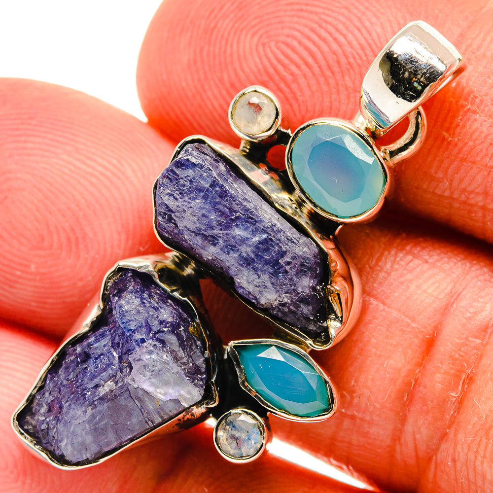 Tanzanite Pendants handcrafted by Anasilvercos - PD25127
