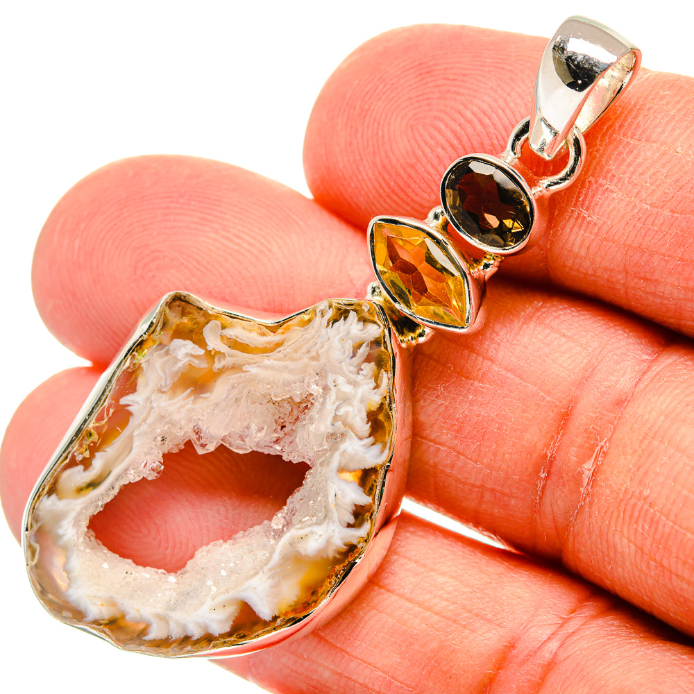 Occo Geode Pendants handcrafted by Anasilvercos - PD25160