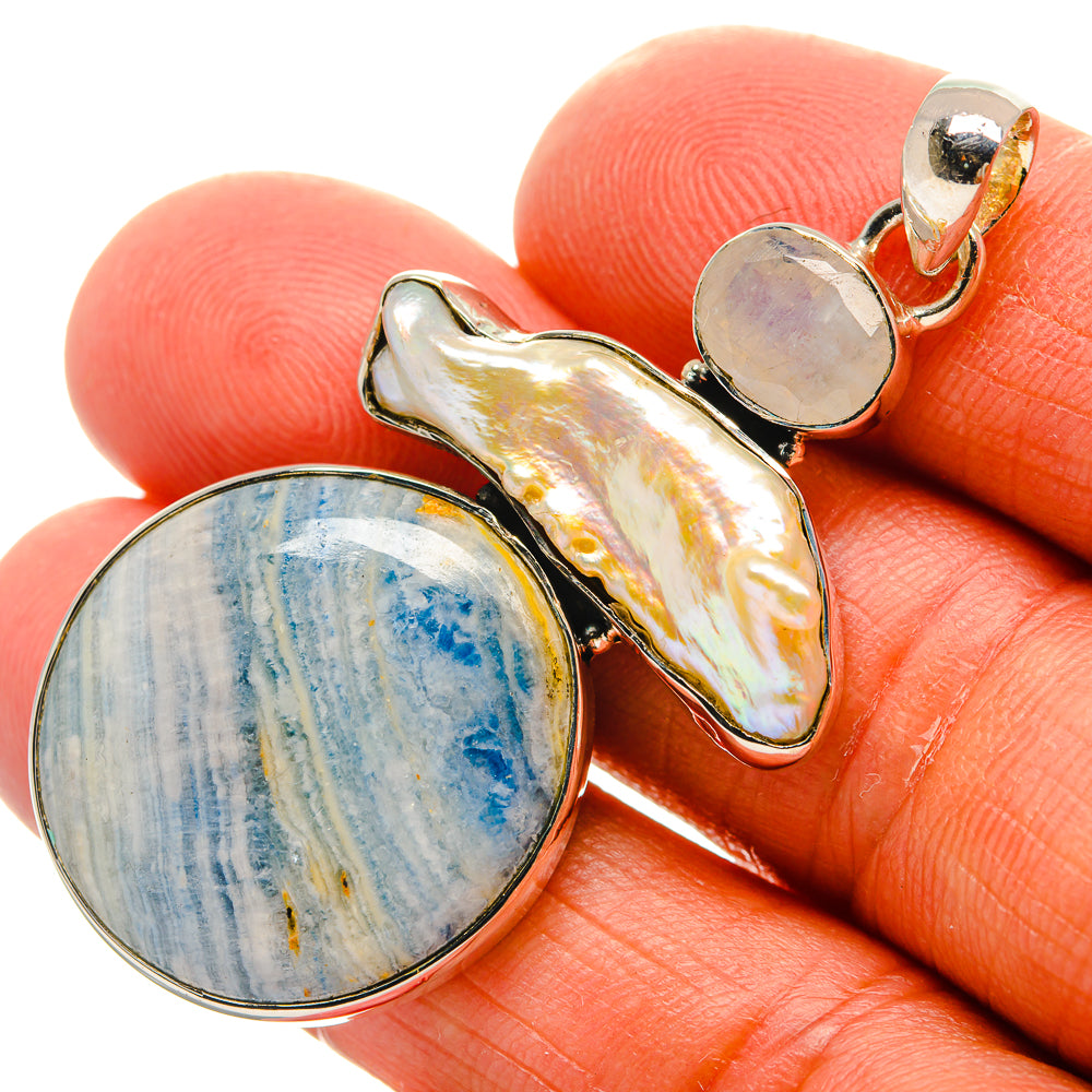 Blue Scheelite Pendants handcrafted by Anasilvercos - PD25488