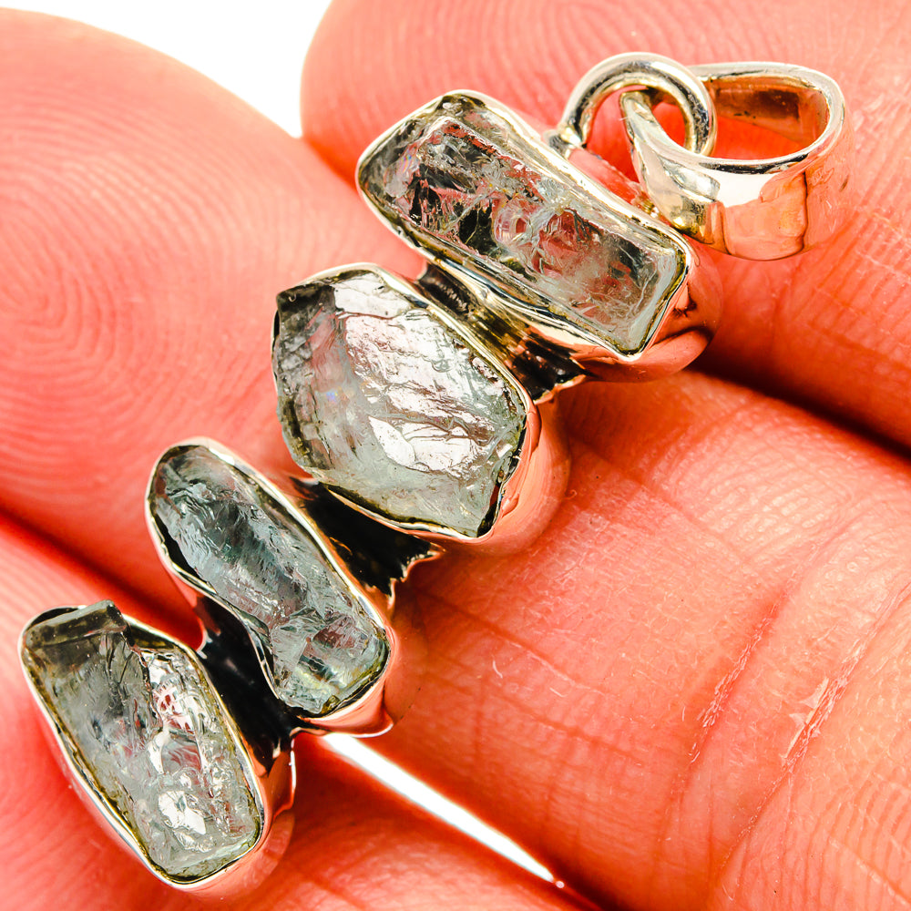 Aquamarine Pendants handcrafted by Anasilvercos - PD25508