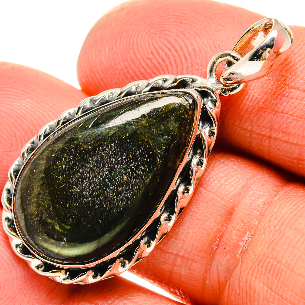 Labradorite Pendants handcrafted by Anasilvercos - PD25523