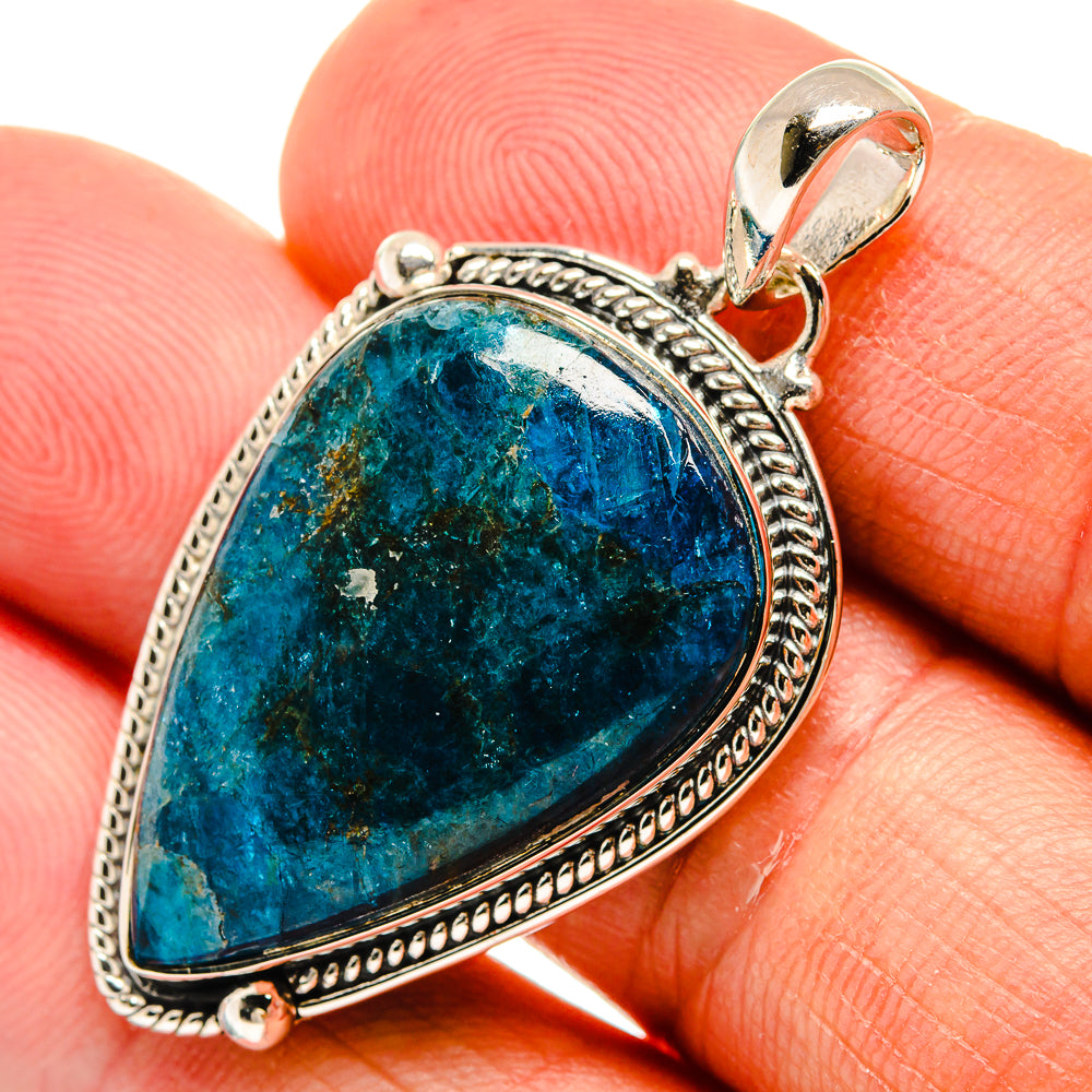 Apatite Pendants handcrafted by Anasilvercos - PD25585