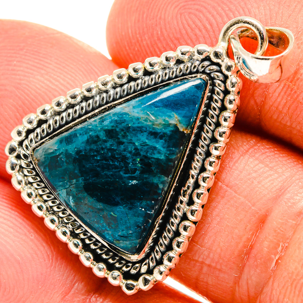 Apatite Pendants handcrafted by Anasilvercos - PD25648