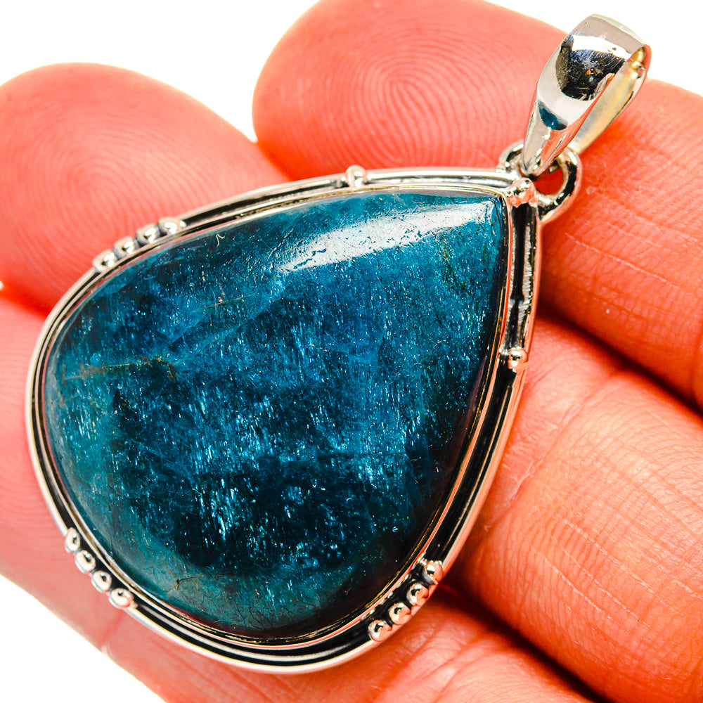 Apatite Pendants handcrafted by Anasilvercos - PD25710