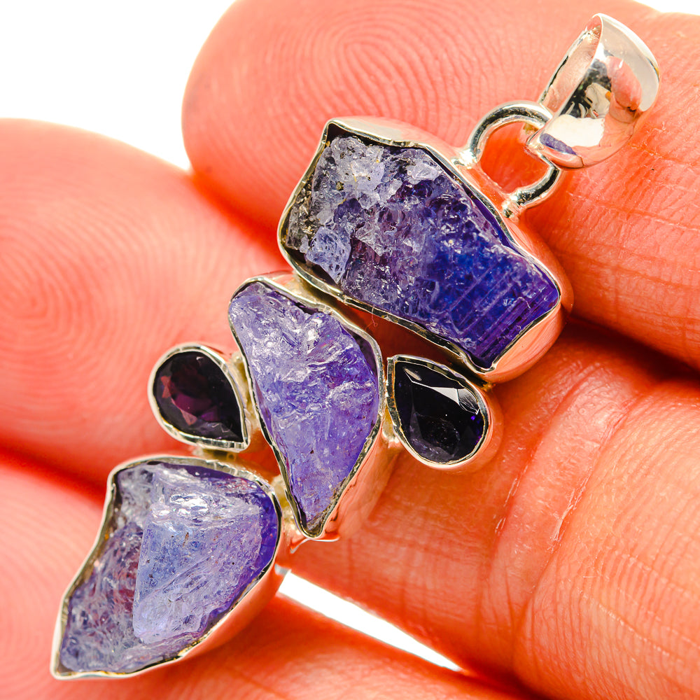 Tanzanite Pendants handcrafted by Anasilvercos - PD25778