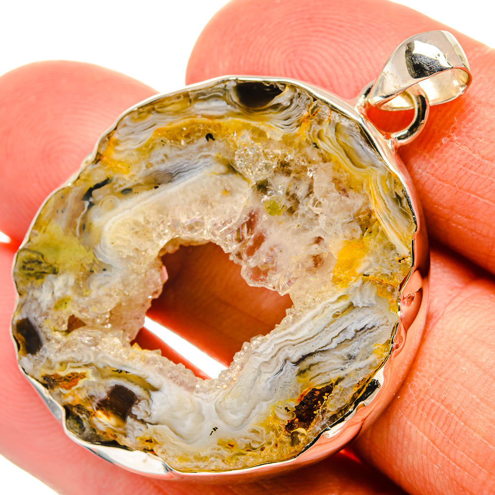 Occo Geode Pendants handcrafted by Anasilvercos - PD25817