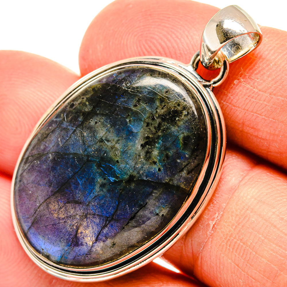 Labradorite Pendants handcrafted by Anasilvercos - PD25831