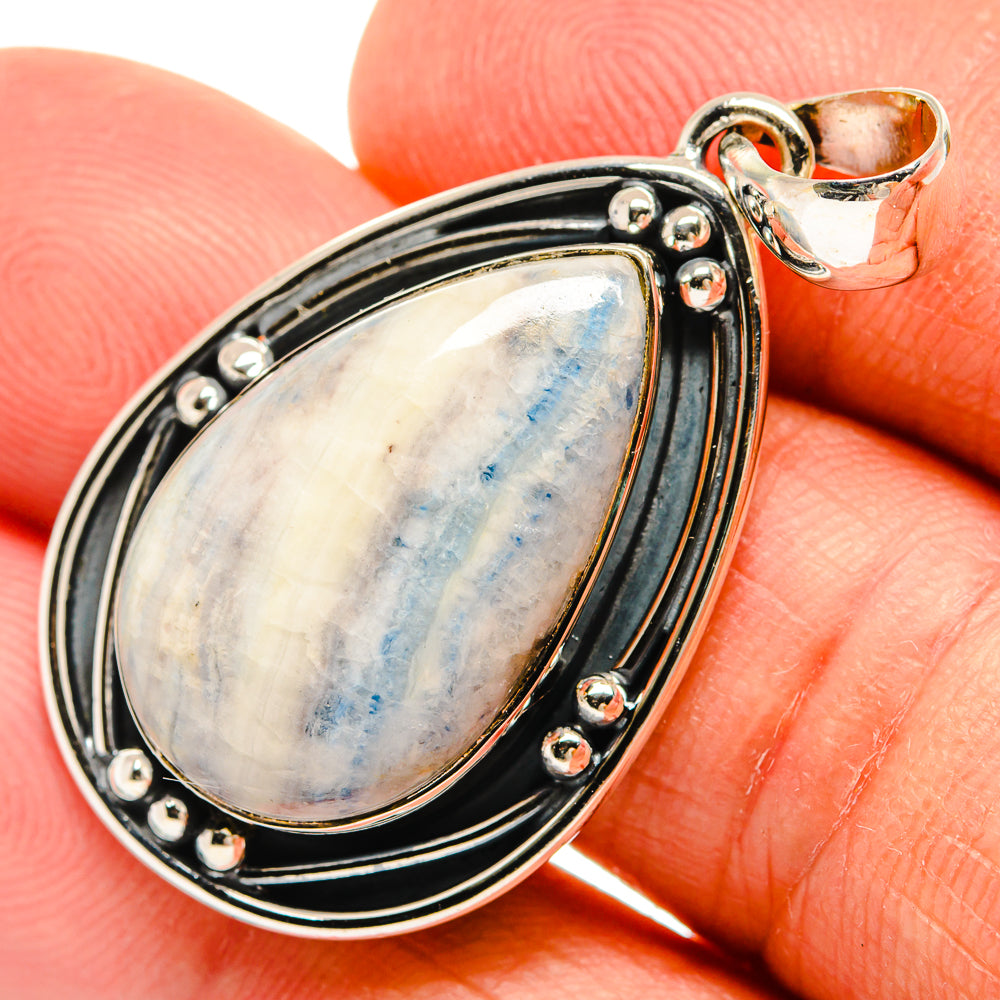 Blue Scheelite Pendants handcrafted by Anasilvercos - PD25904