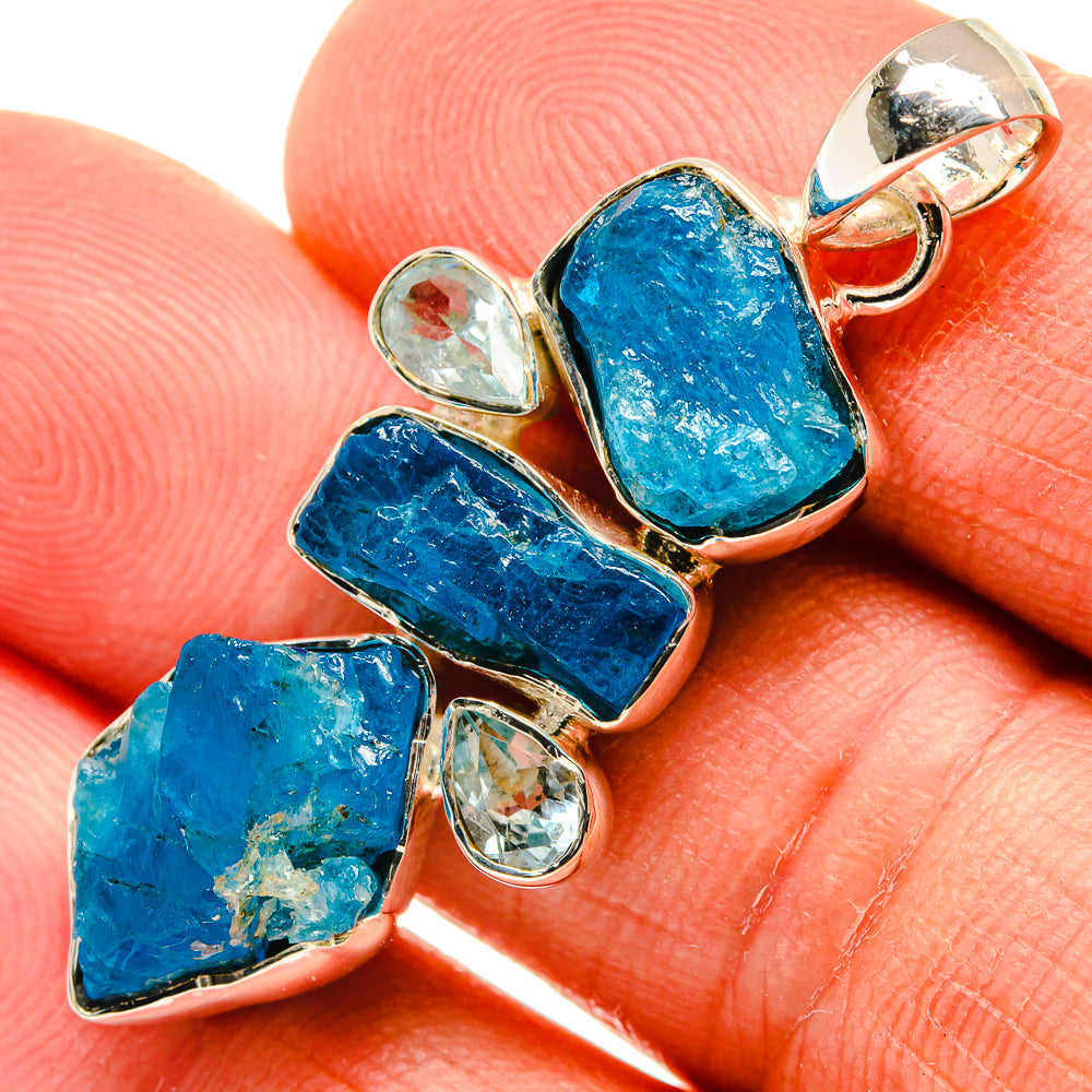 Apatite Pendants handcrafted by Anasilvercos - PD25924