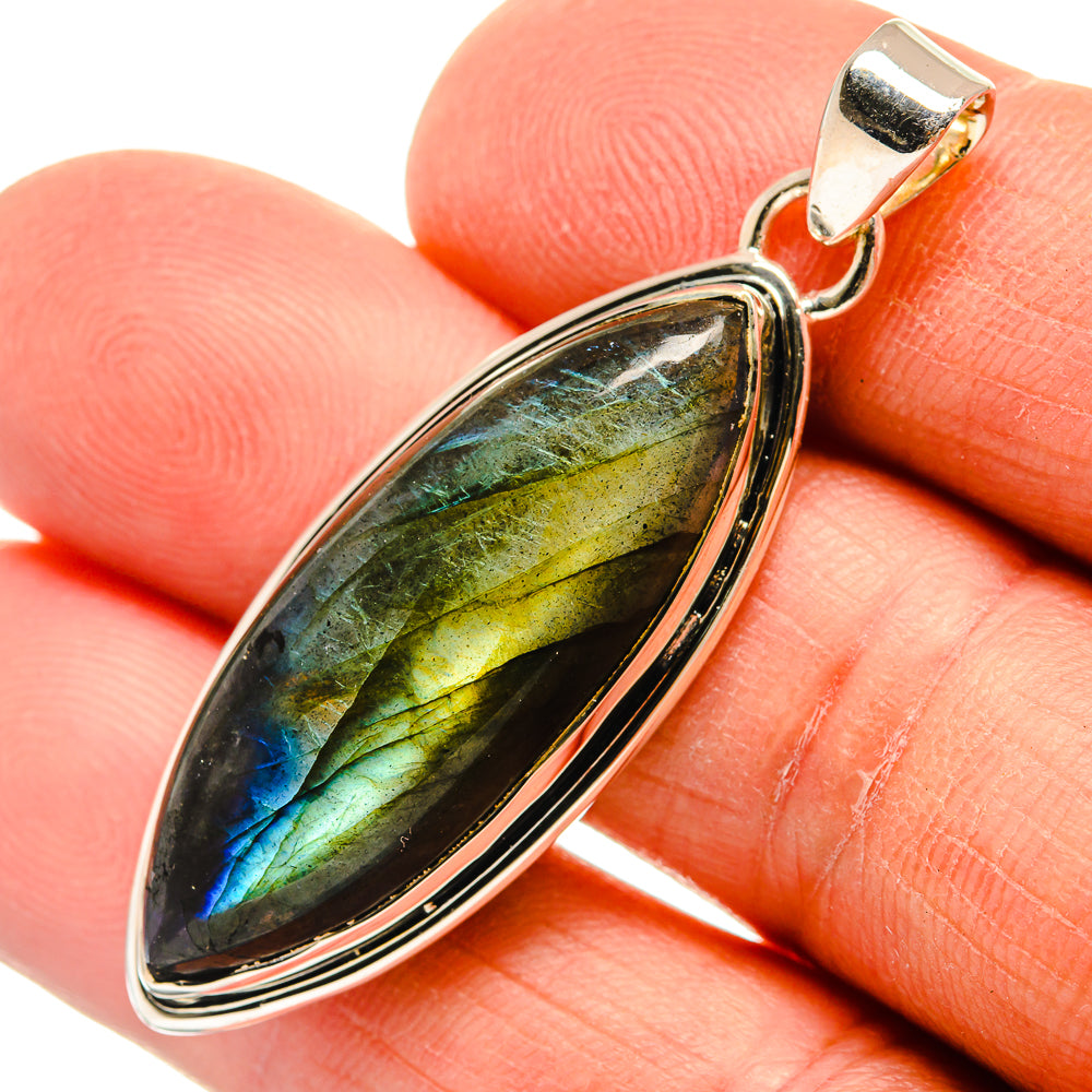 Labradorite Pendants handcrafted by Anasilvercos - PD25962