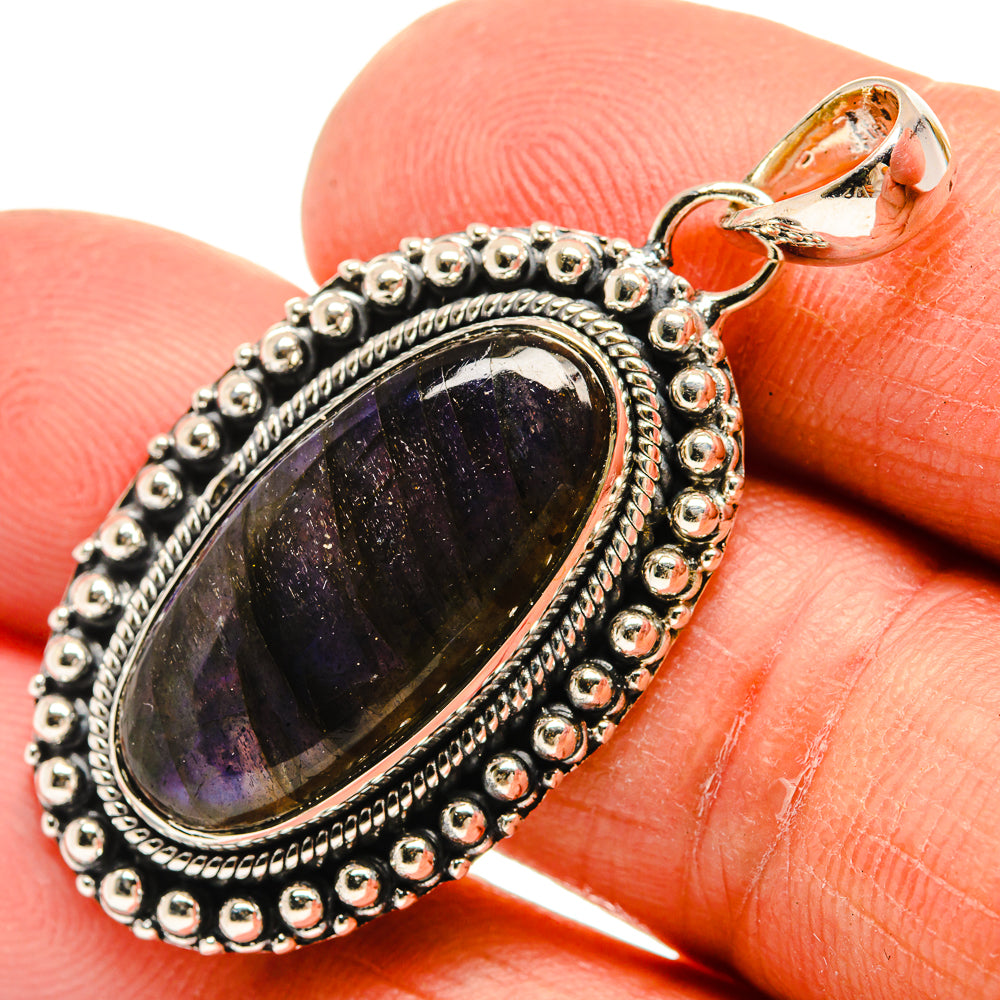 Labradorite Pendants handcrafted by Anasilvercos - PD25967
