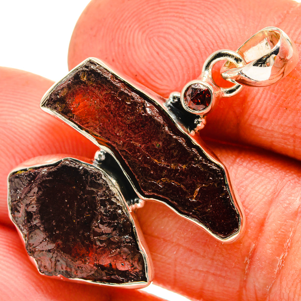Garnet Pendants handcrafted by Anasilvercos - PD26207