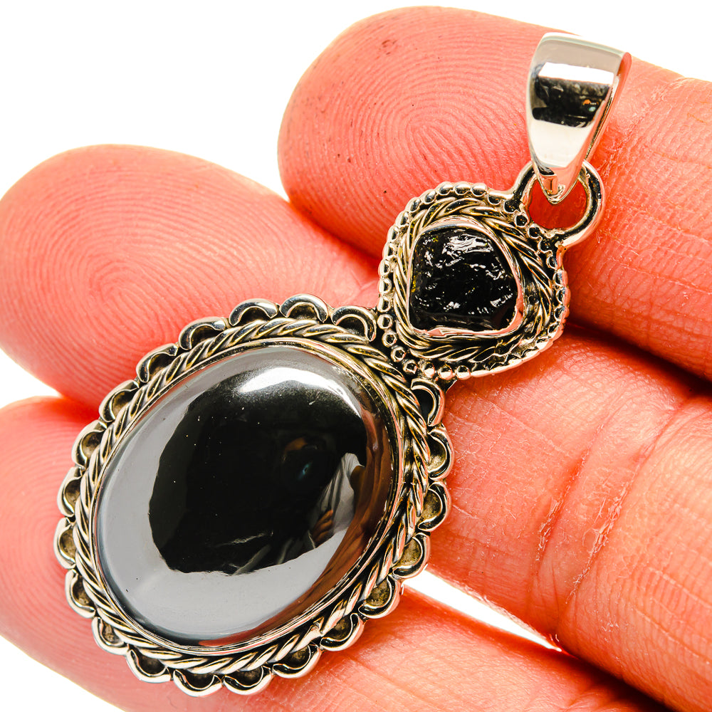 Hematite Pendants handcrafted by Anasilvercos - PD26260