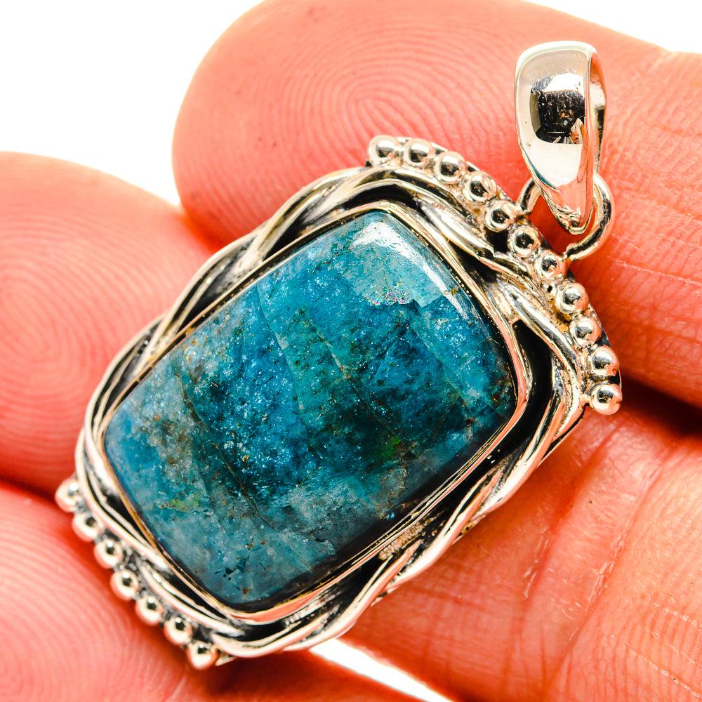 Apatite Pendants handcrafted by Anasilvercos - PD26354