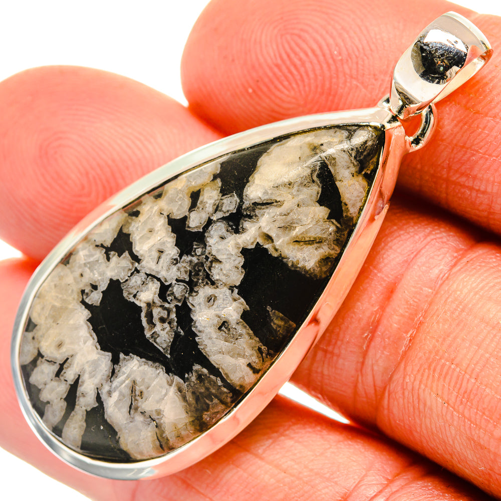 Chrysanthemum Stone Pendants handcrafted by Anasilvercos - PD26410