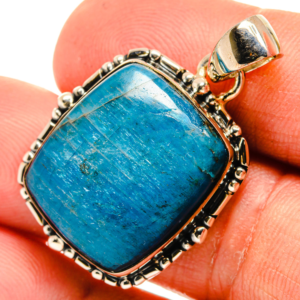 Apatite Pendants handcrafted by Anasilvercos - PD26446