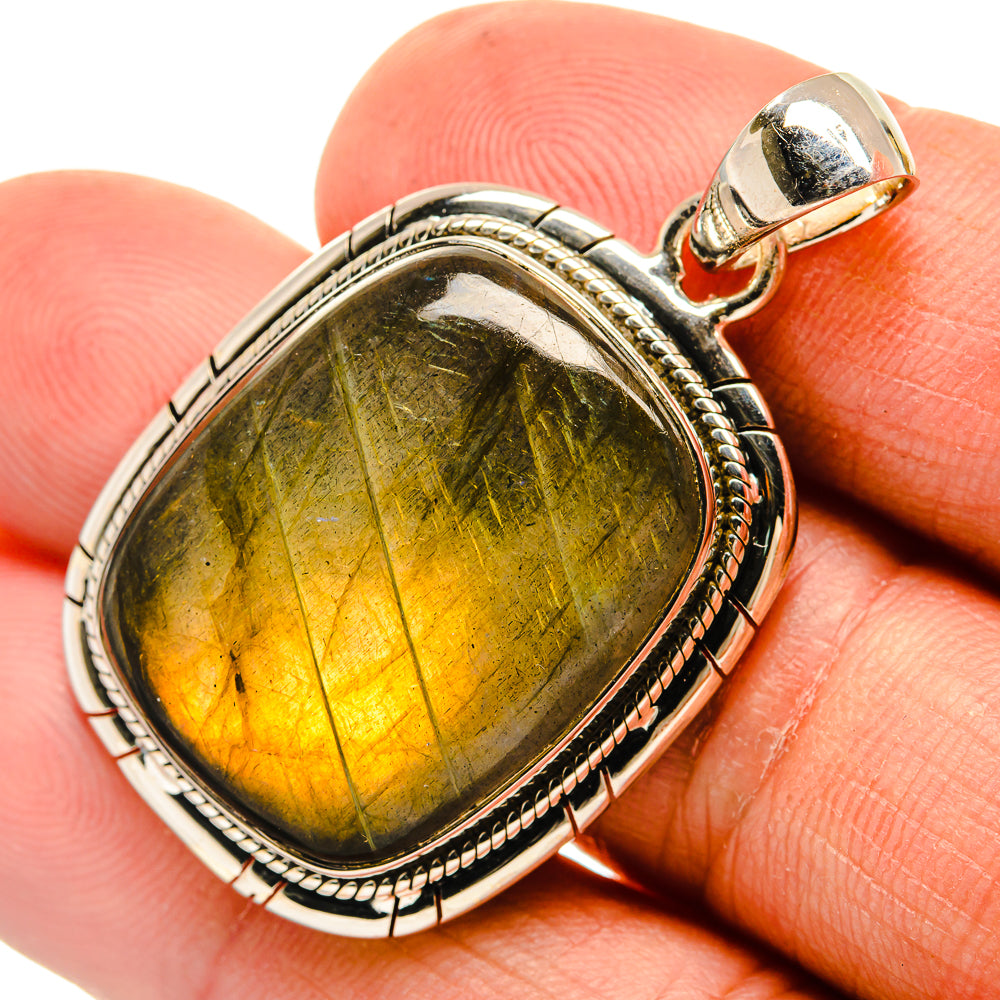 Labradorite Pendants handcrafted by Anasilvercos - PD26453