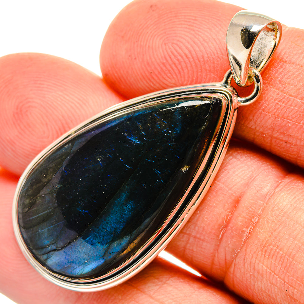 Labradorite Pendants handcrafted by Anasilvercos - PD26456