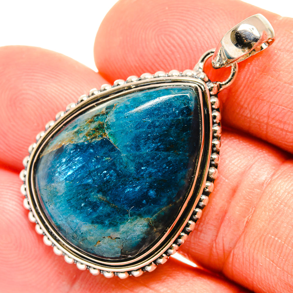 Apatite Pendants handcrafted by Anasilvercos - PD26477