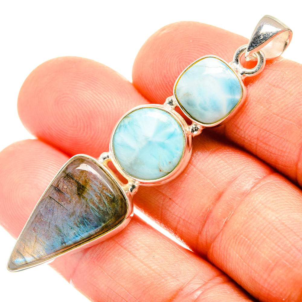 Labradorite Pendants handcrafted by Anasilvercos - PD26519