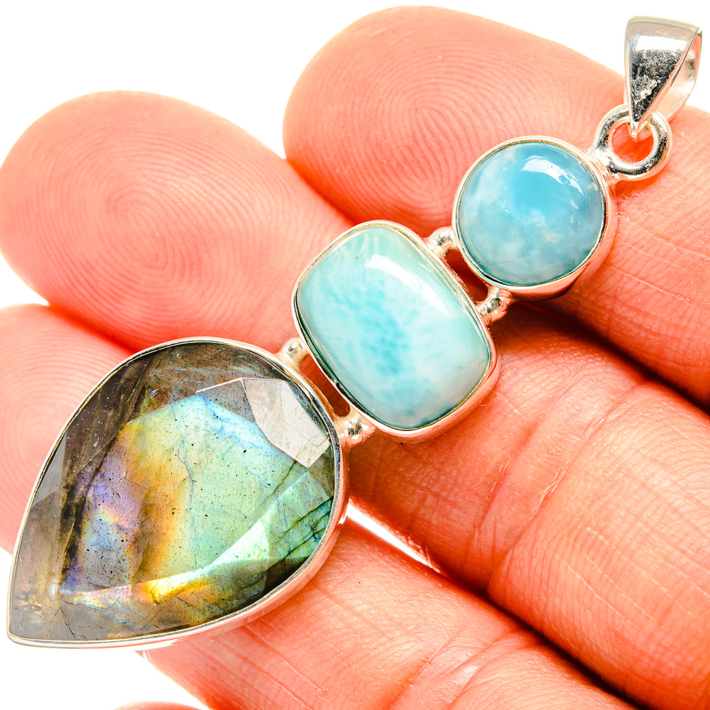 Labradorite Pendants handcrafted by Anasilvercos - PD26521