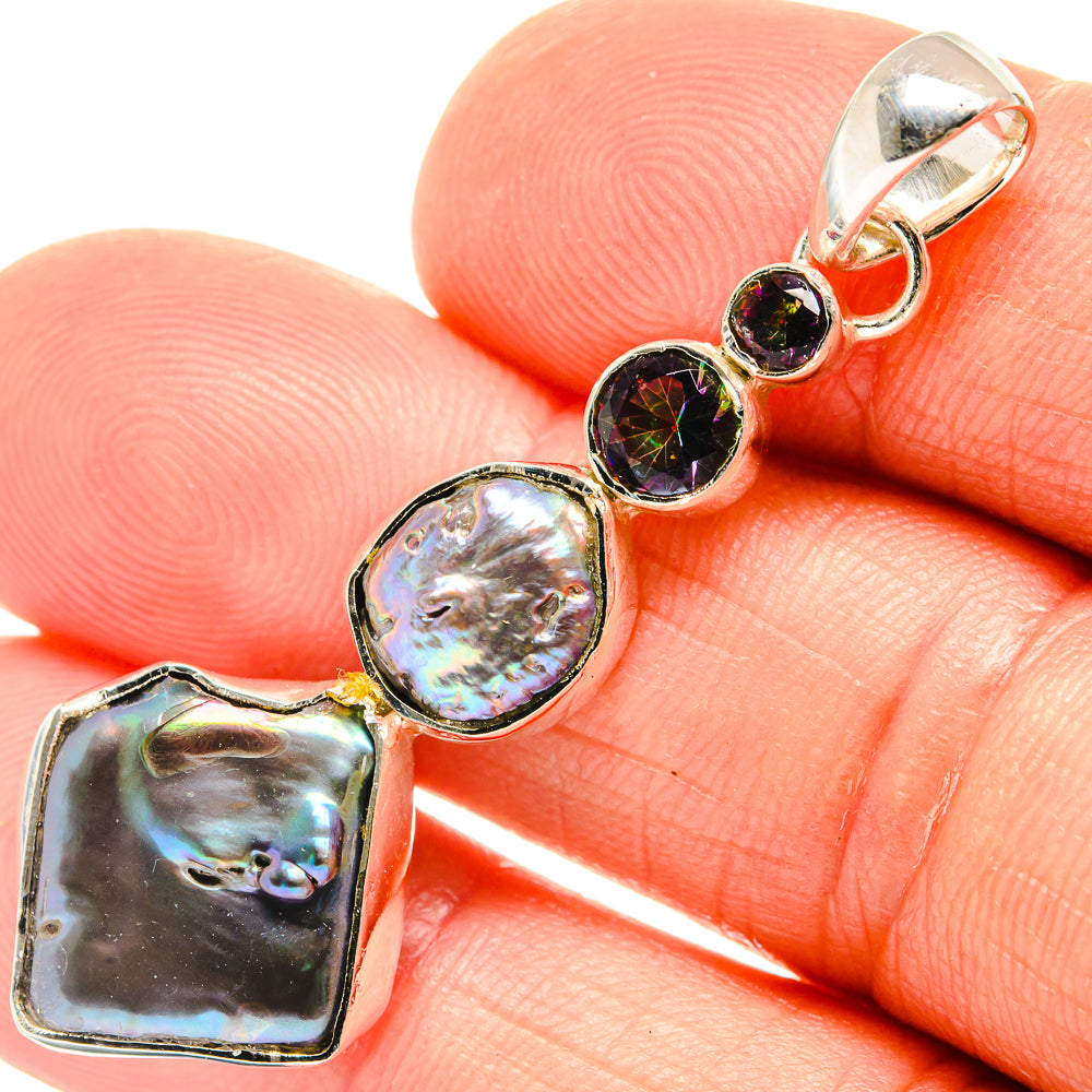 Titanium Mother Of Pearl Pendants handcrafted by Anasilvercos - PD26524