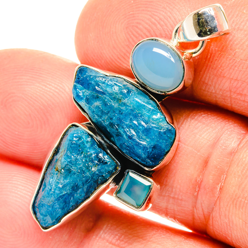 Apatite Pendants handcrafted by Anasilvercos - PD26610