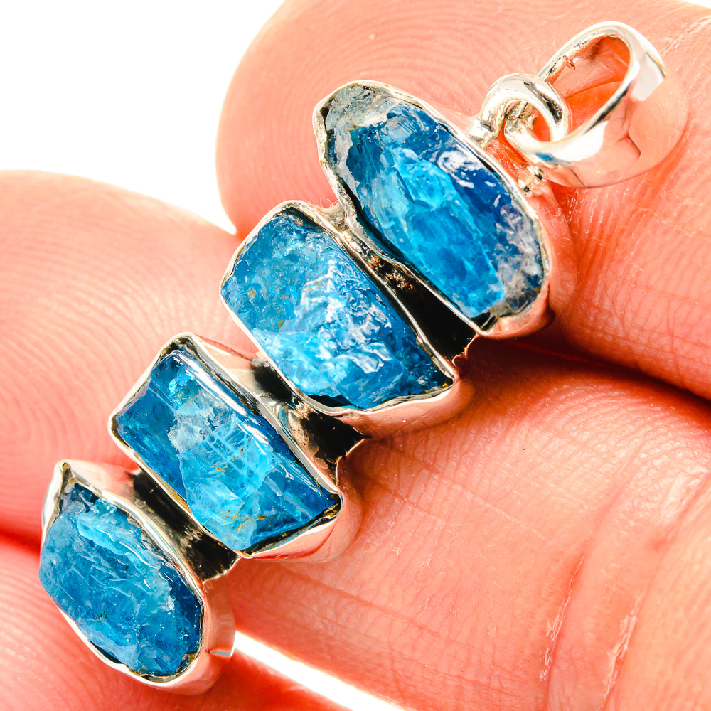 Apatite Pendants handcrafted by Anasilvercos - PD26619