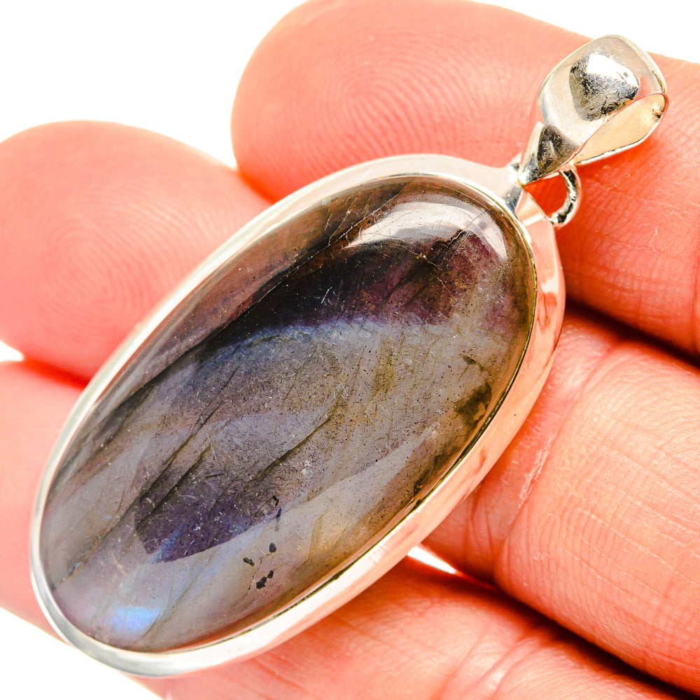 Labradorite Pendants handcrafted by Anasilvercos - PD26638