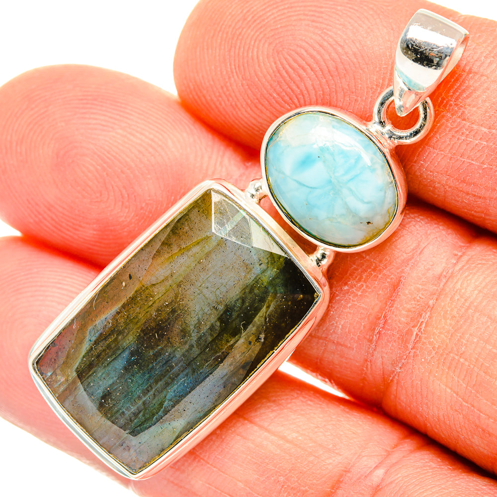 Labradorite Pendants handcrafted by Anasilvercos - PD26948