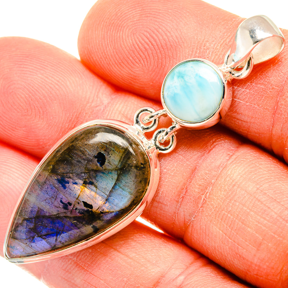 Labradorite Pendants handcrafted by Anasilvercos - PD26953