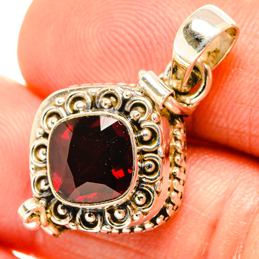Garnet Pendants handcrafted by Anasilvercos - PD27098