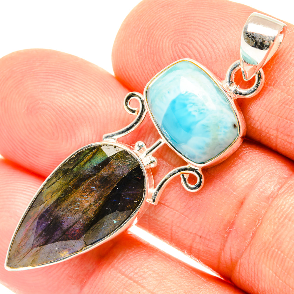Labradorite Pendants handcrafted by Anasilvercos - PD27239