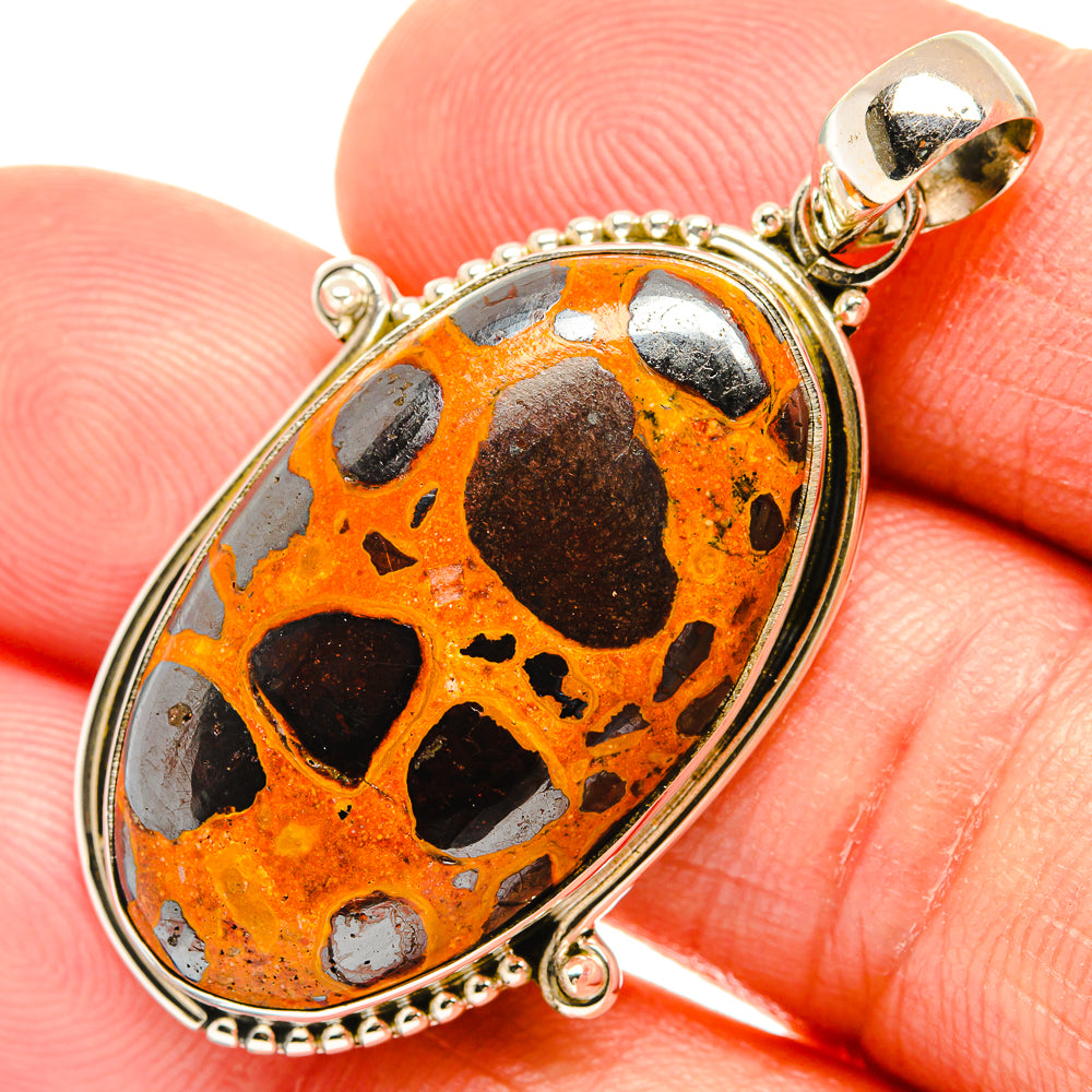 Bauxite Pendants handcrafted by Anasilvercos - PD27260