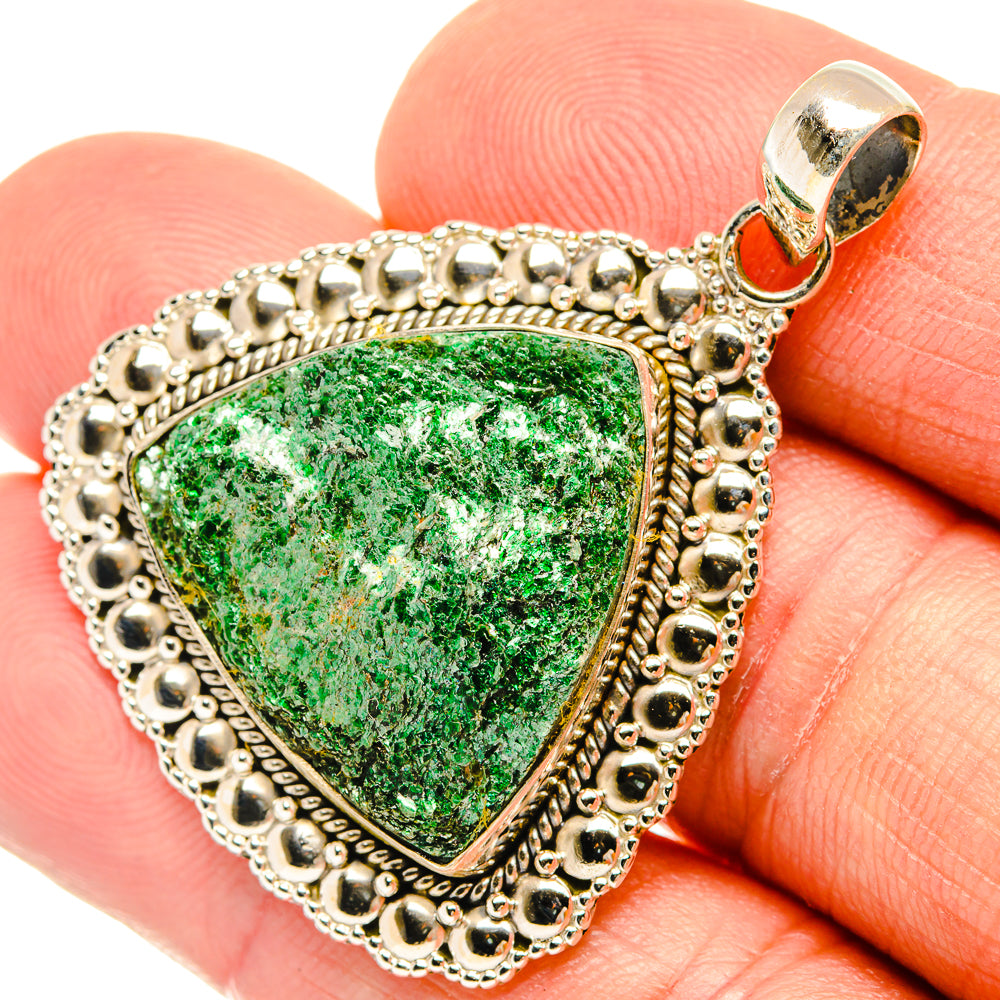 Green Fuchsite Pendants handcrafted by Anasilvercos - PD27336