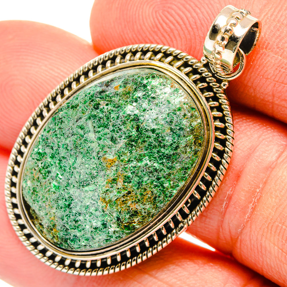 Green Fuchsite Pendants handcrafted by Anasilvercos - PD27340