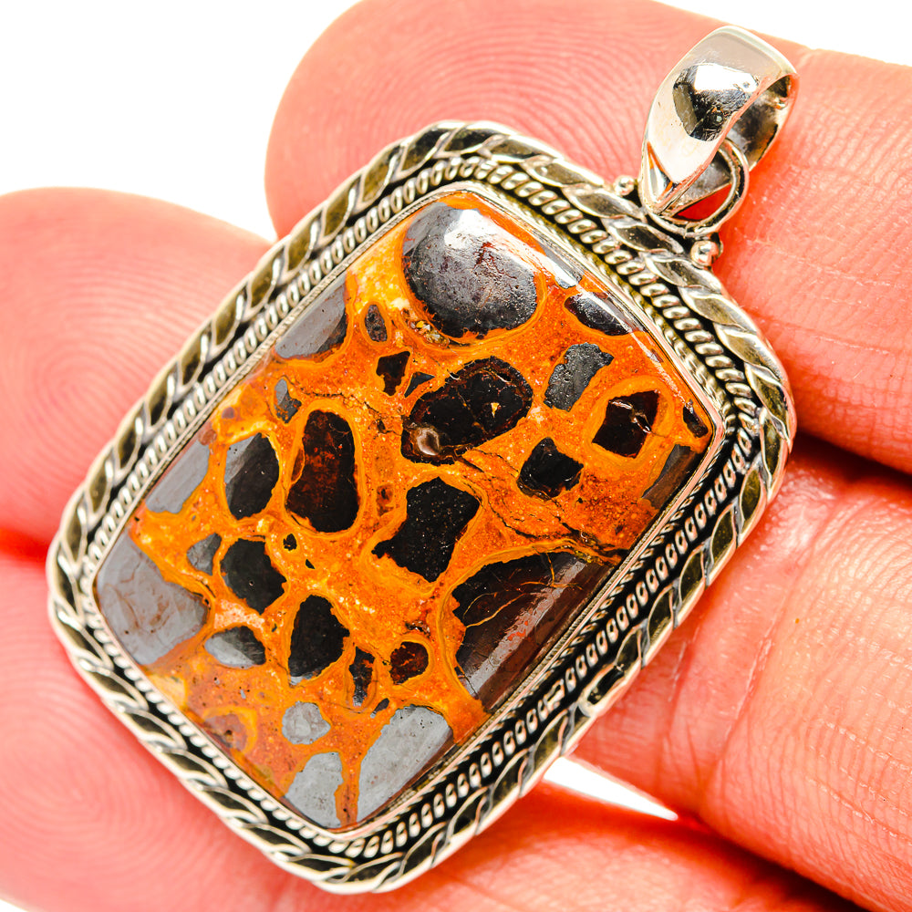 Bauxite Pendants handcrafted by Anasilvercos - PD27435