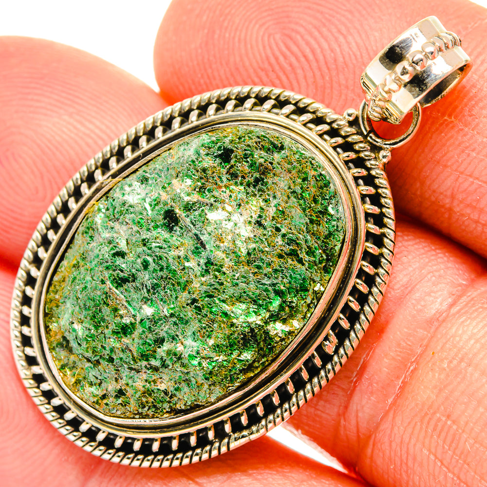 Green Fuchsite Pendants handcrafted by Anasilvercos - PD27503