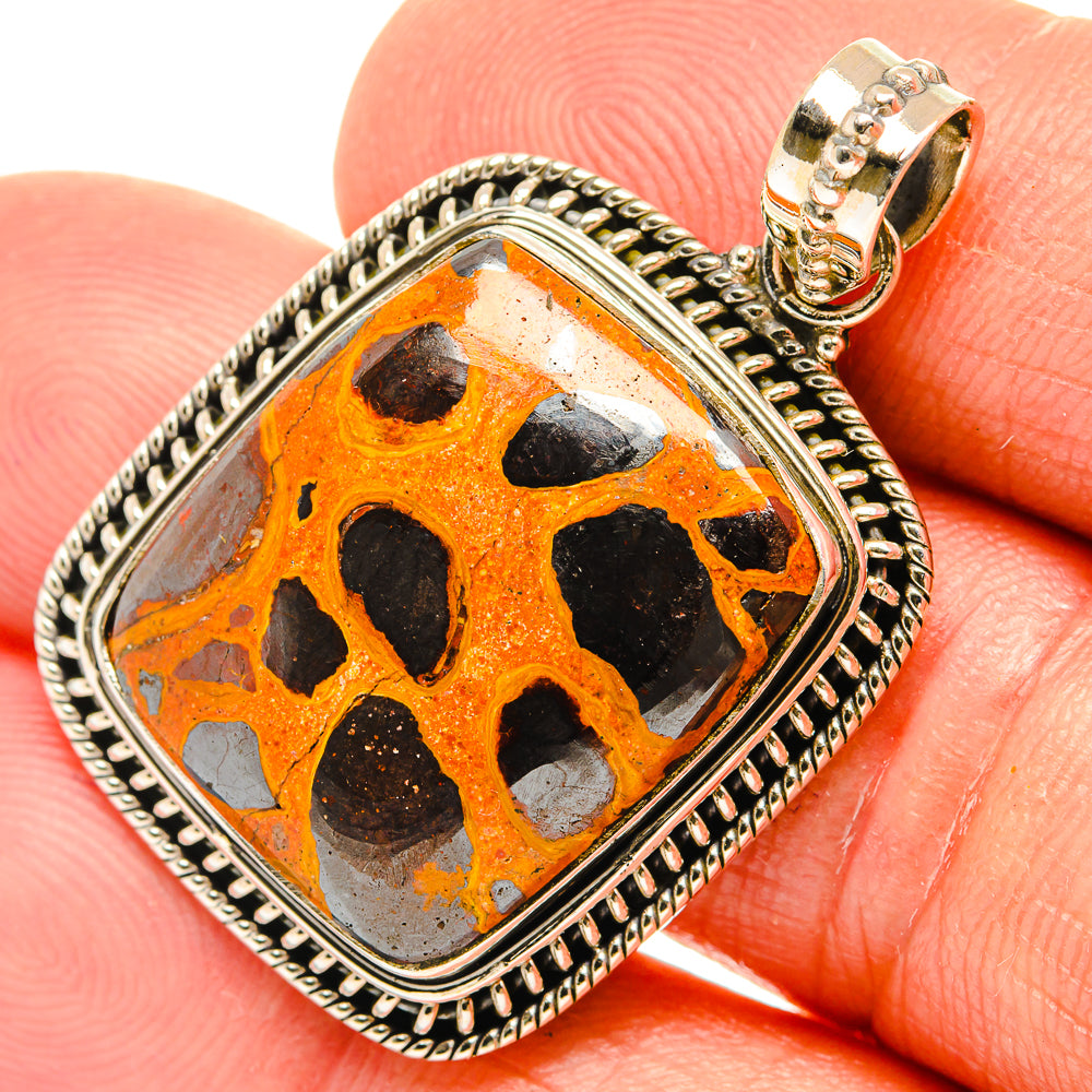 Bauxite Pendants handcrafted by Anasilvercos - PD27508