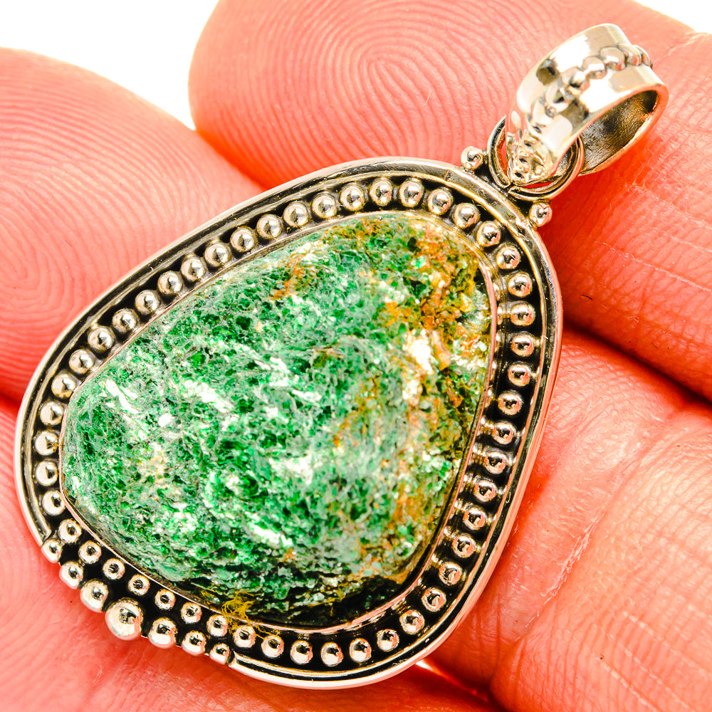 Green Fuchsite Pendants handcrafted by Anasilvercos - PD27613