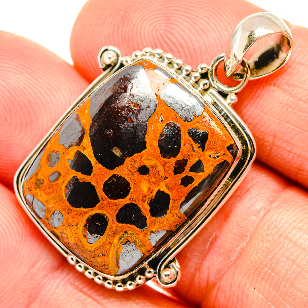 Bauxite Pendants handcrafted by Anasilvercos - PD27617