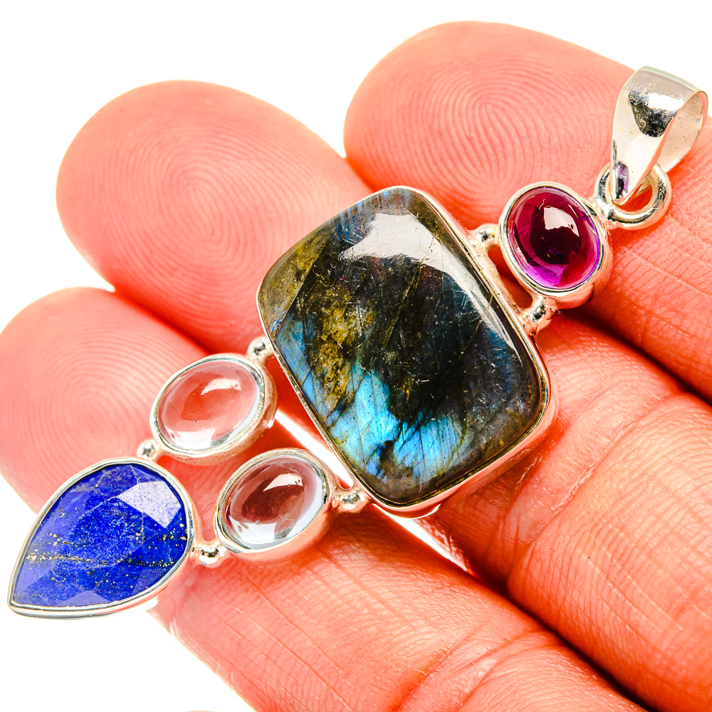 Labradorite Pendants handcrafted by Anasilvercos - PD27751