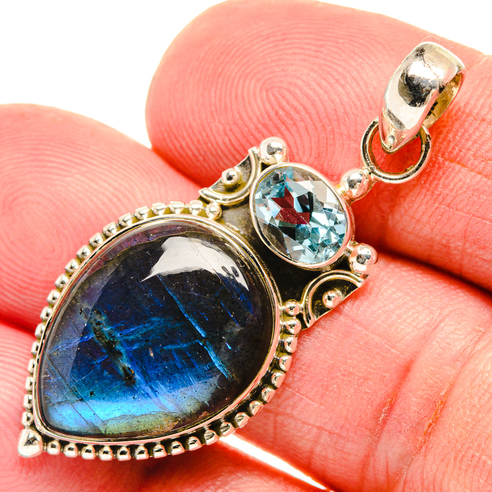 Labradorite Pendants handcrafted by Anasilvercos - PD27879
