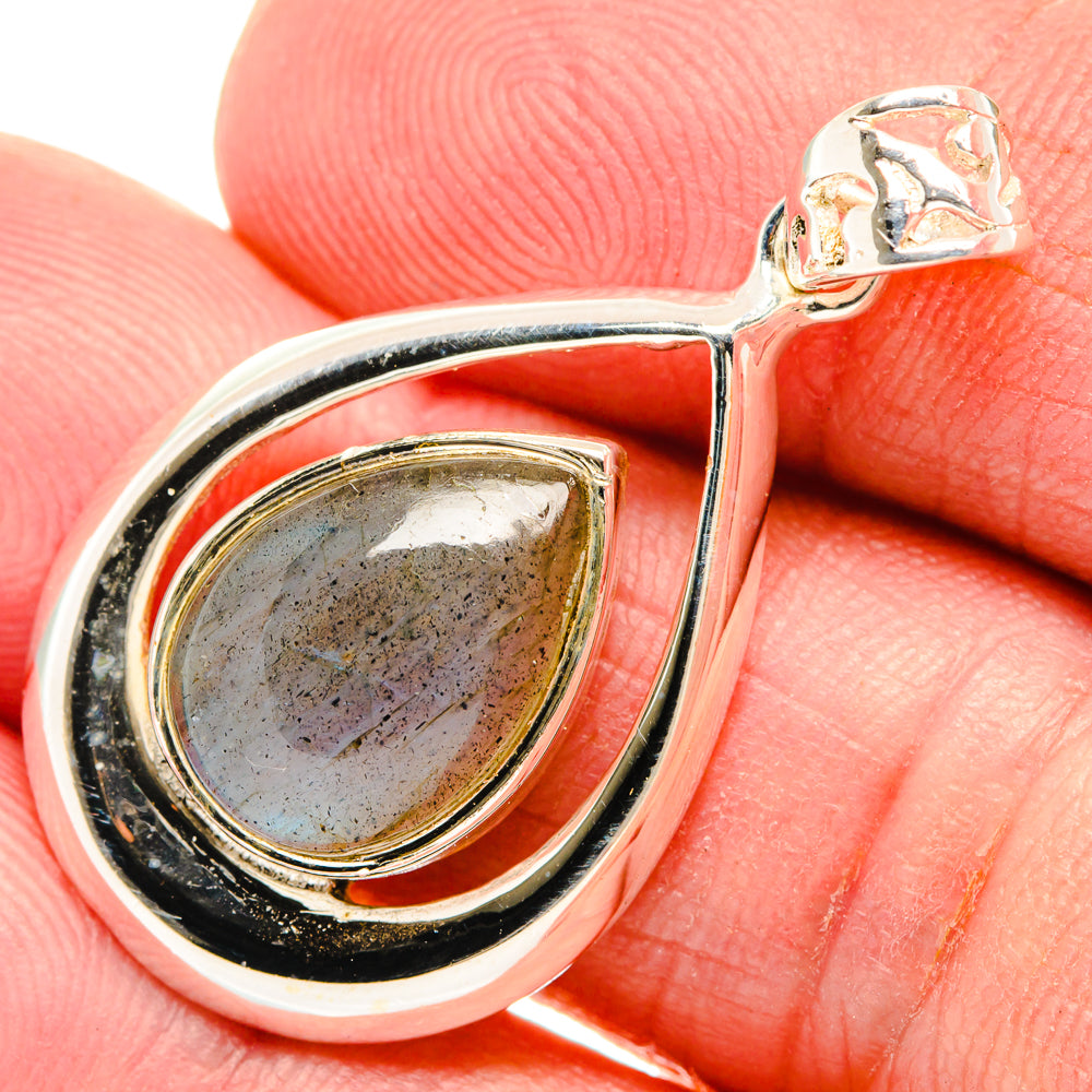 Labradorite Pendants handcrafted by Anasilvercos - PD27881