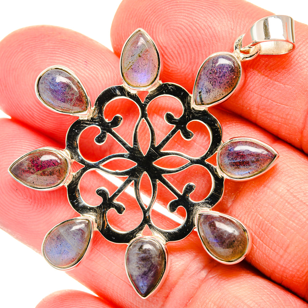Labradorite Pendants handcrafted by Anasilvercos - PD27907