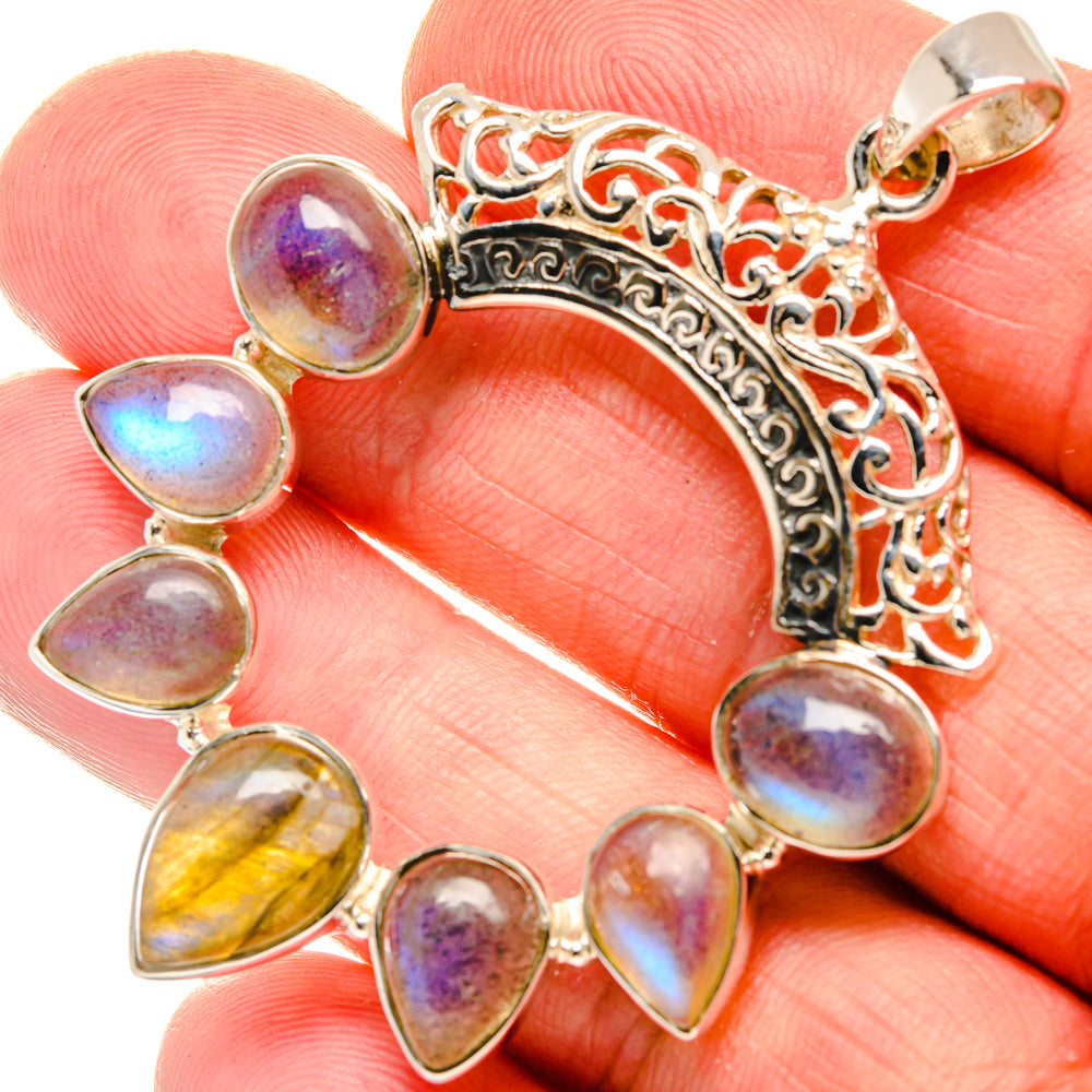 Labradorite Pendants handcrafted by Anasilvercos - PD27935