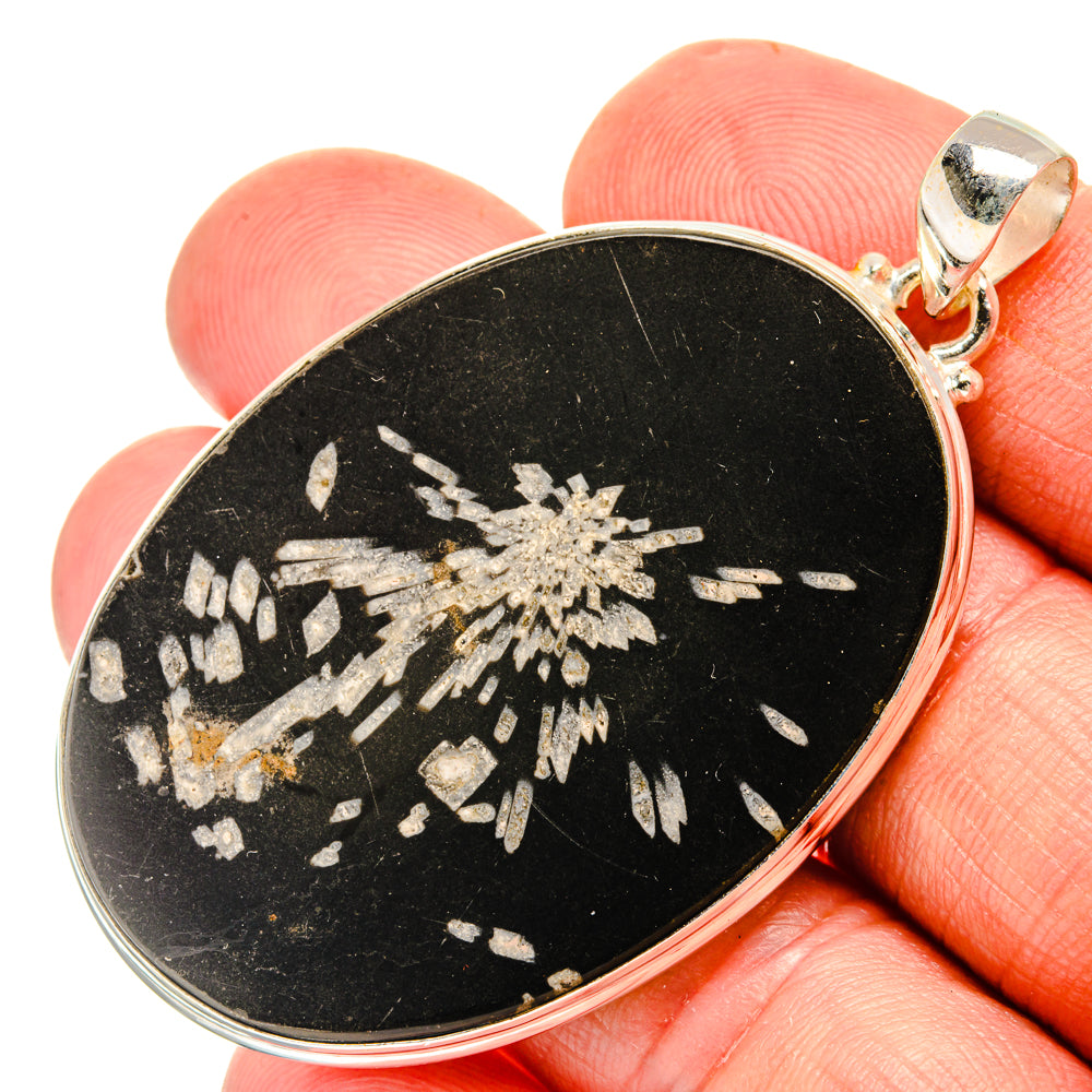 Chrysanthemum Stone Pendants handcrafted by Anasilvercos - PD28119