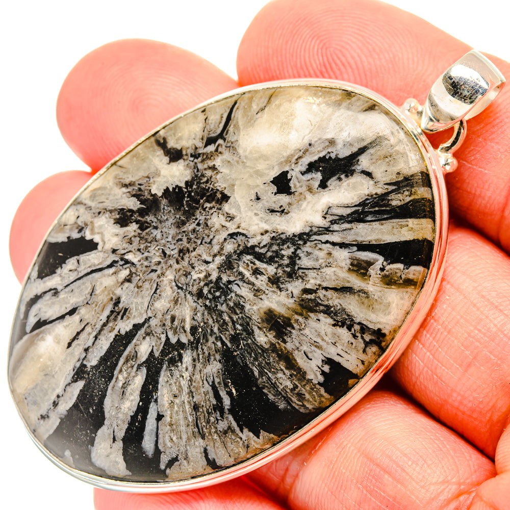 Chrysanthemum Stone Pendants handcrafted by Anasilvercos - PD28212