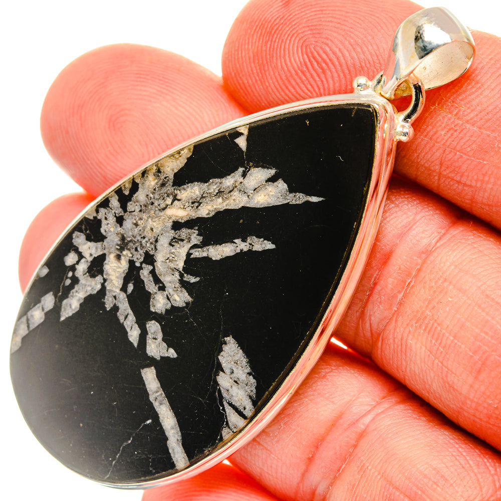 Chrysanthemum Stone Pendants handcrafted by Anasilvercos - PD28216